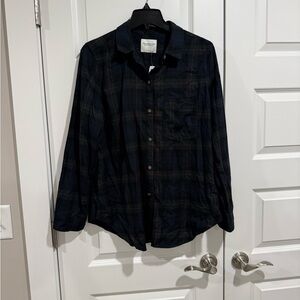 Abercrombie & Fitch Black Plaid Button Down Shirt